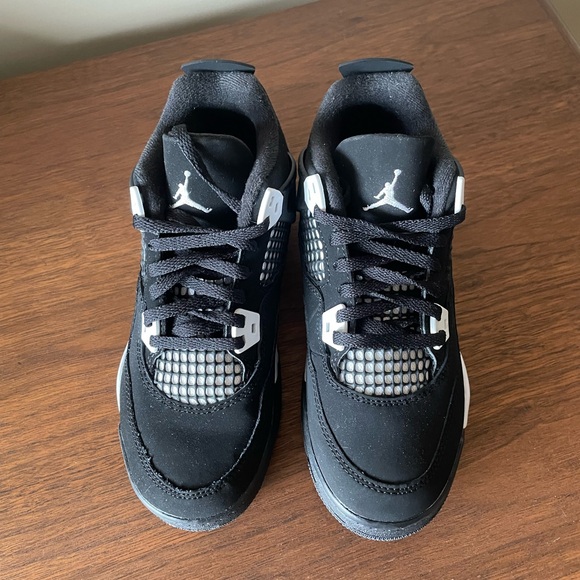 🆕 JORDAN 4 Retro White Thunder - Picture 3 of 9